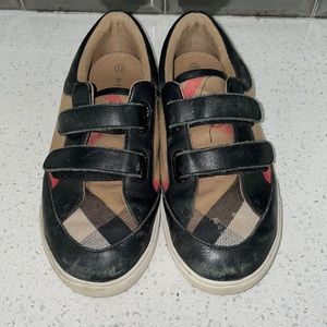 Boys Burberry sneakers